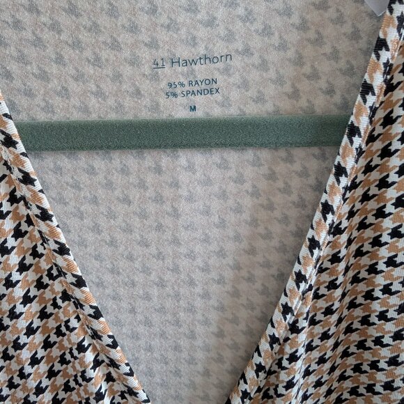 41 Hawthorn Houndstooth Wrap Dress NWOT Crossover V-Neck Medium Office - Picture 3 of 8